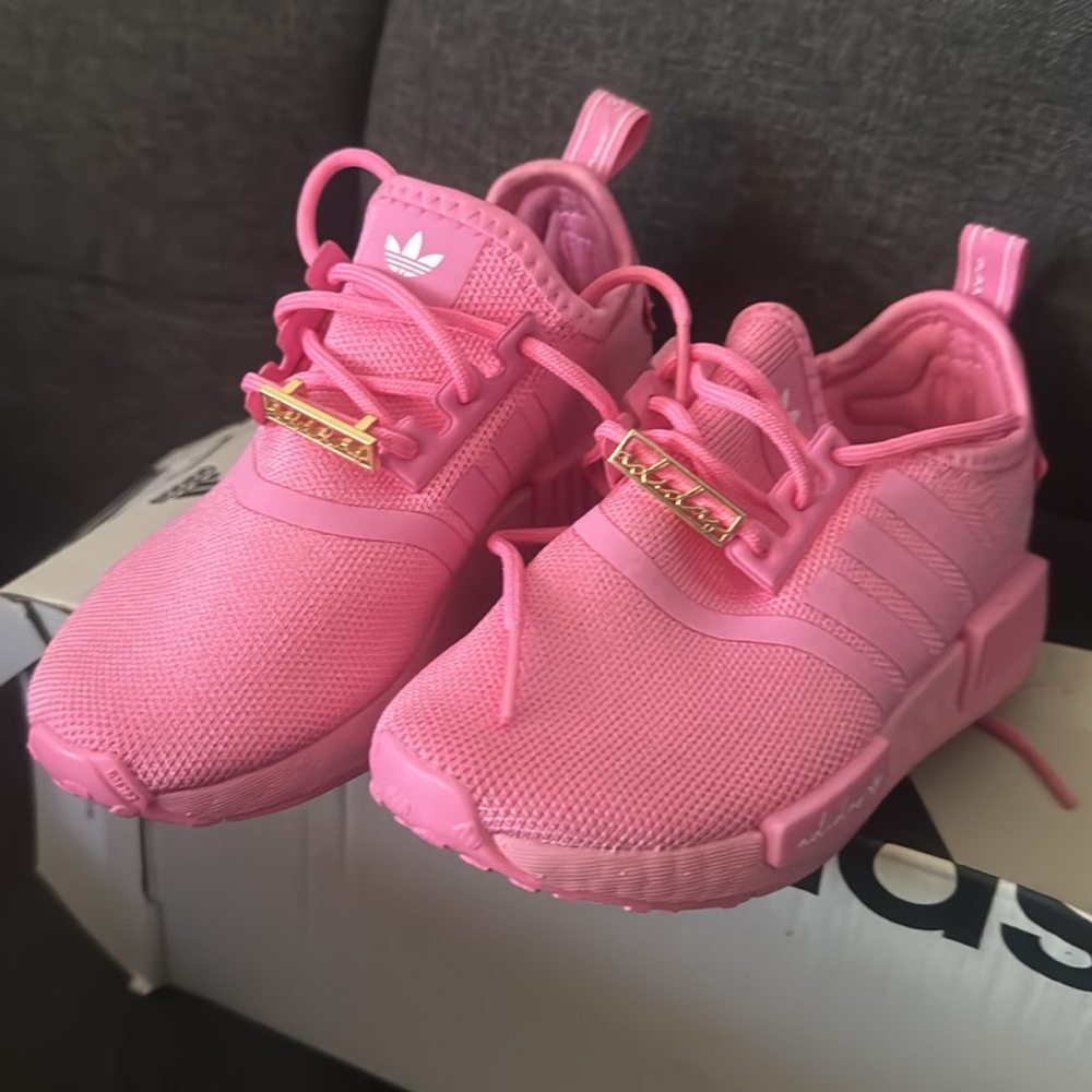 Adidas originalsNMD_R1 for kids brand new - Picture 3 of 4